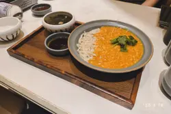宜蘭蟹肉蟹黃拌麵