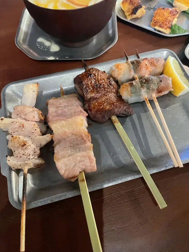 日本雞胸軟骨、本地活豬玻璃肉、特上厚切牛舌芯、明太子紫蘇豚肉卷