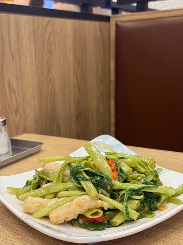 腐乳通菜炒鮮魷