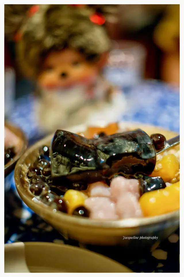 伯爵茶凍芋圓配仙草