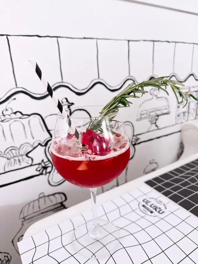 ULURU  ROSE  TEA
