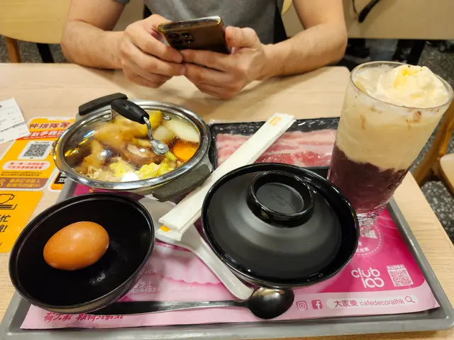 肥牛輕輕一涮，送飯一流，作為一個快捷嘅火鍋解饞選擇，合格有餘。
