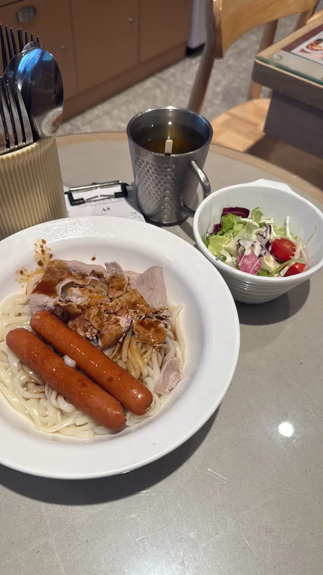 日式鰻魚汁豚肉煙燻腸烏冬