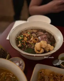 Boat noodle