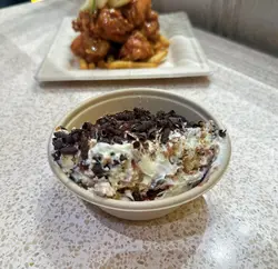 Banchan and Cook 提拉米苏