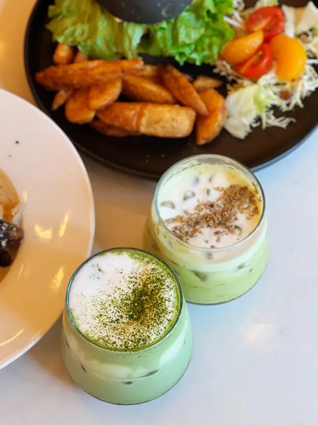 京都宇治抹茶拿鐵 & 開心果拿鐵