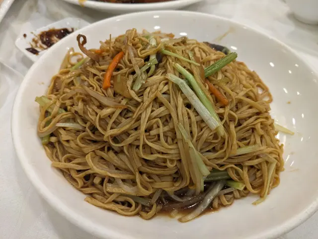 珍菌炆伊麵