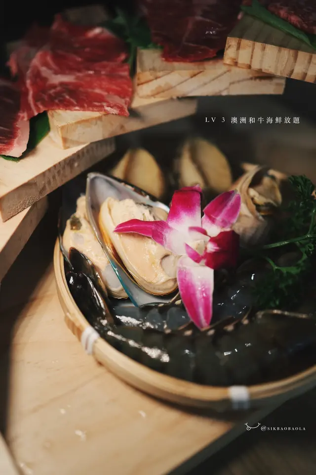 大海老、青口、原隻鮑魚燒、螺