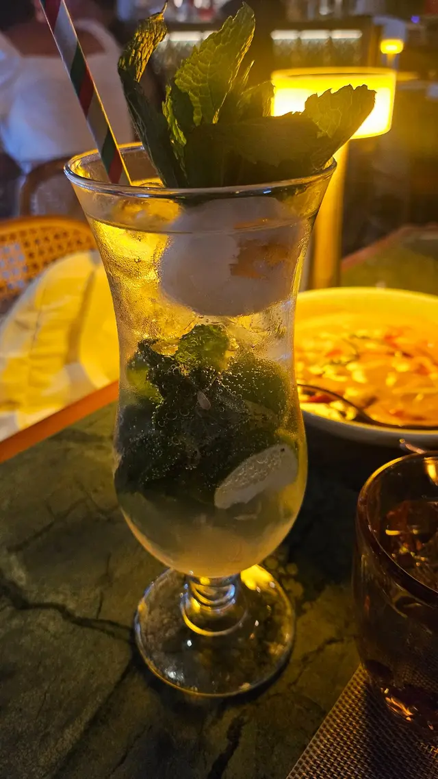 Lychee Mojito