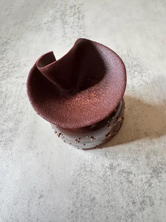 ᴄʜᴏᴄᴏʟᴀᴛᴇ & ꜱᴀʟᴛᴇᴅ ᴄᴀʀᴀᴍᴇʟ ᴄᴀᴋᴇ