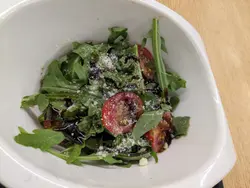火箭菜沙律