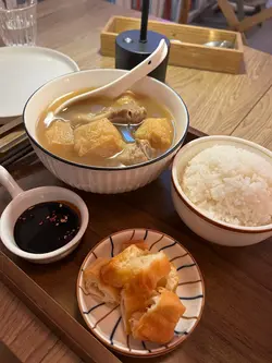 肉骨茶