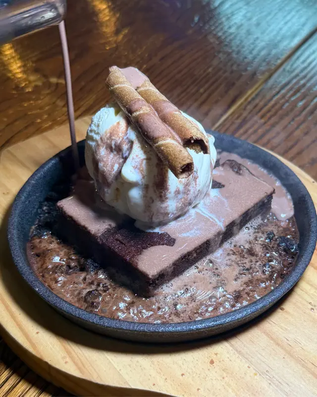 Brownie With Ice-Cream