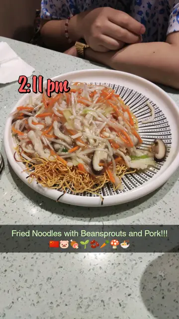 Fried Noodles with Beansprouts and Pork!!! 🇨🇳🐷🍖🌱🫘🥕🍄🍜