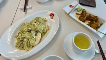 #黑松露虾仁🍤炒蛋  #沙嗲羊肉串😋