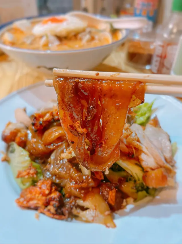 泰式乾炒河配雞肉