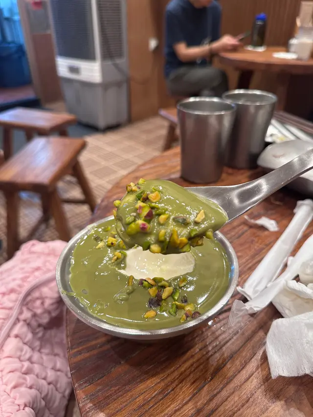開心果豆腐花