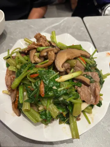 牛肉炒通菜