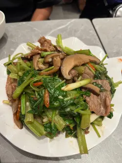 牛肉炒通菜