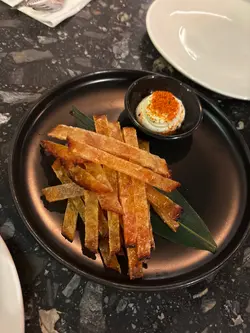 日式甘味脆骨鸡泡鱼干 配七味蛋黄酱 $68
一开始食落边好脆 中间食落感觉烟靭
个七味蛋黄酱好好味 😋 又咸又辣
真系超好味🤤
每一块都有阵炭火烧过嘅味 超香～ 
推荐：⭐️⭐️⭐️⭐️