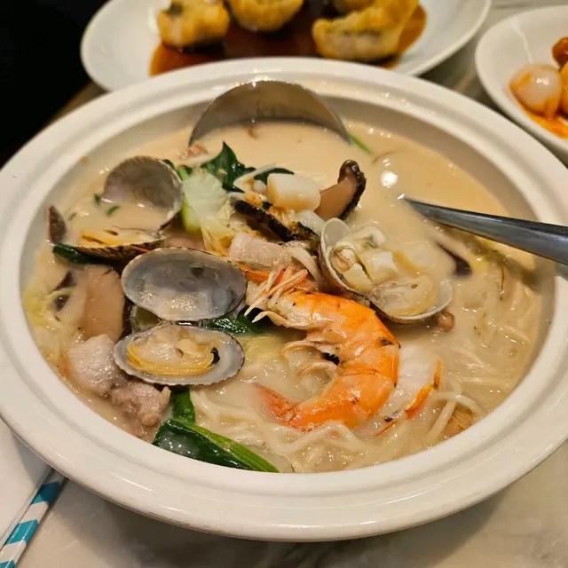 福建海鮮鹵麵