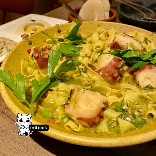 海水慢煮西班牙八爪魚寬條麵