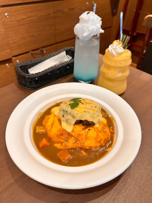 極上芝士牛肉漢堡蛋包飯