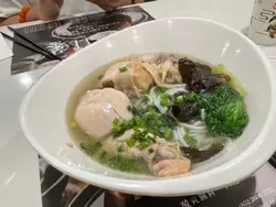 乌蝇鸡汤