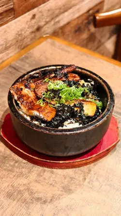 香煎鵝肝鰻魚石鍋飯