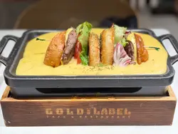 鐵板瀑布芝士漢堡包