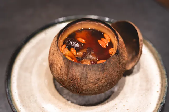 椰子八寶燉雞