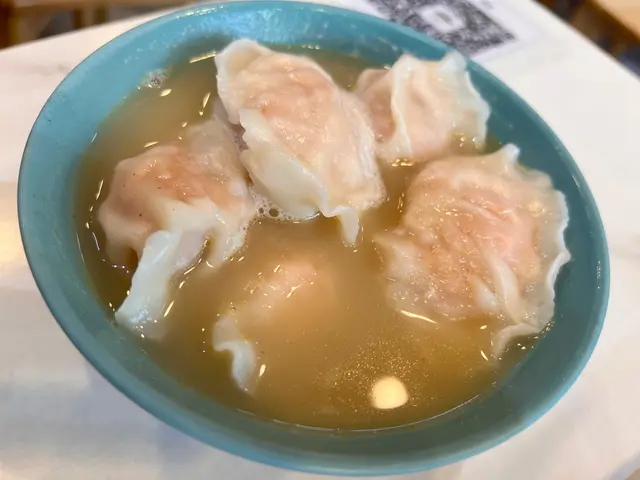 甘筍沙葛湯餃