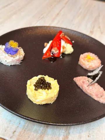 Assorted  appetiser  