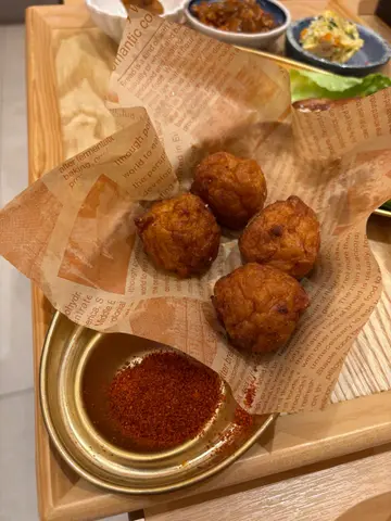 香酥花枝丸
