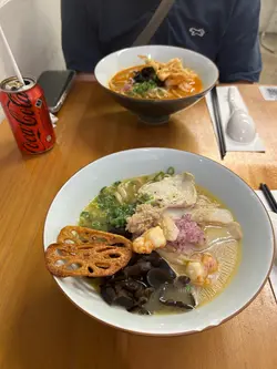 Seafood  &  fish  noodle