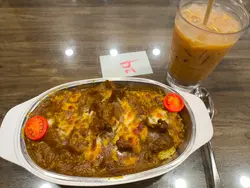 咖喱焗牛腩饭