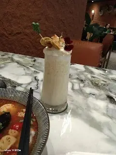 菠蘿飄雪特飲