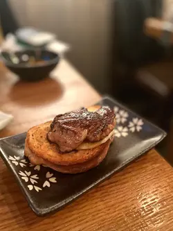 鹅肝多士