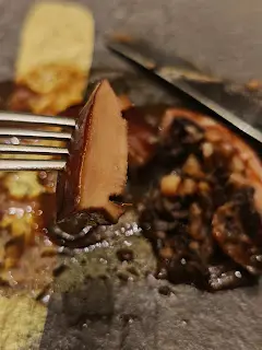 黑虎掌鴨卷伴乾燒鮑魚