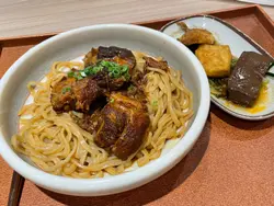 醬燒豬軟骨椒麻手工拌麵