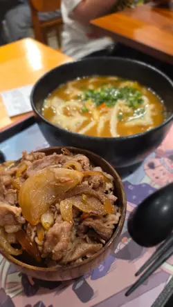 咖哩烏冬