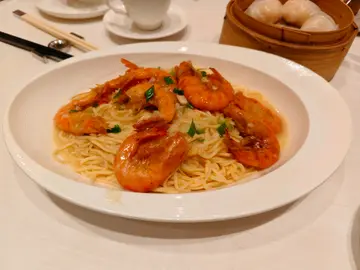 上汤海虾烩伊面