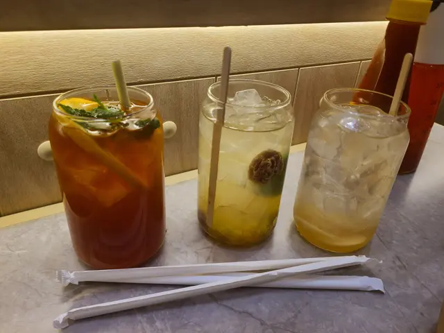 凍香茅鮮橙茶、凍話梅咸桔水、凍越南老薑蜜