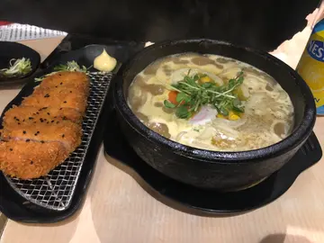 吉列豬扒咖哩湯烏冬