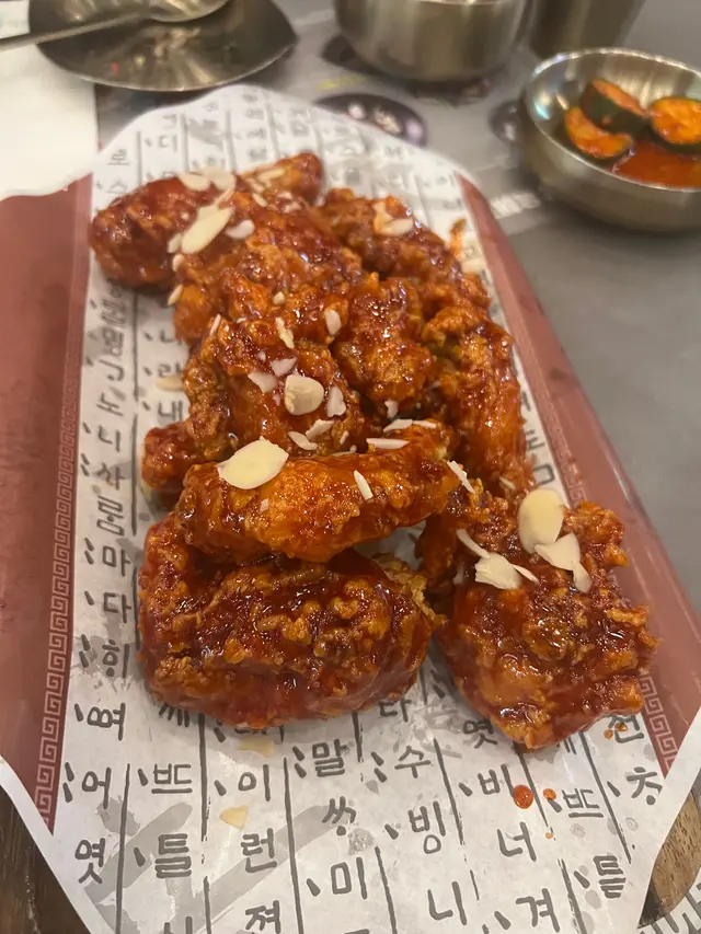 炸雞味道OK但係不夠脆
雞有點嚡