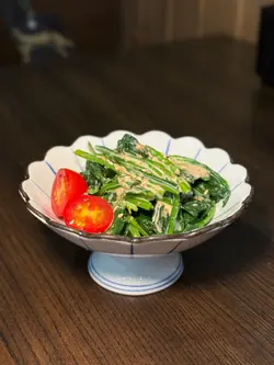 胡麻菠菜沙律