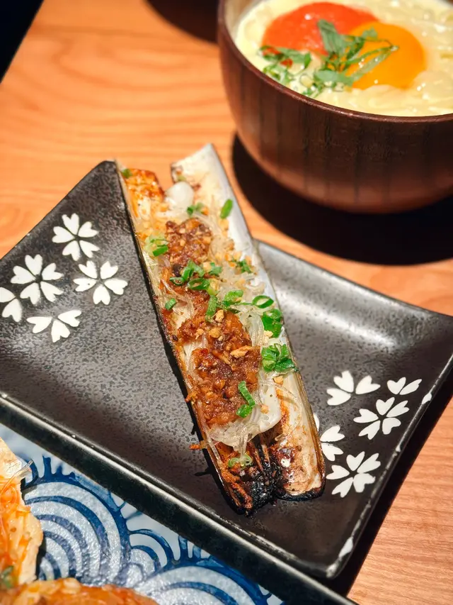 蒜蓉欖角燒蟶子