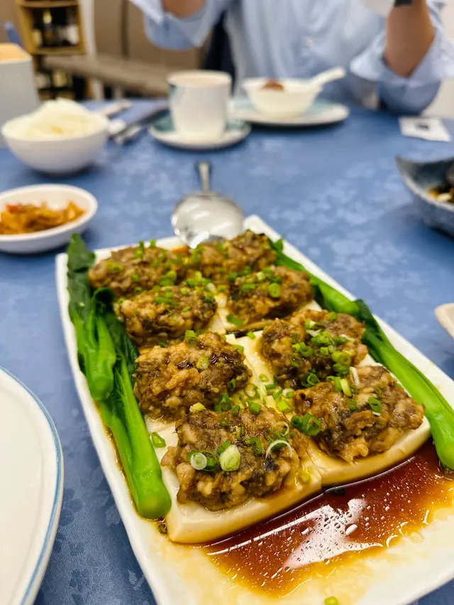 梅菜肉餅蒸滑溜豆腐