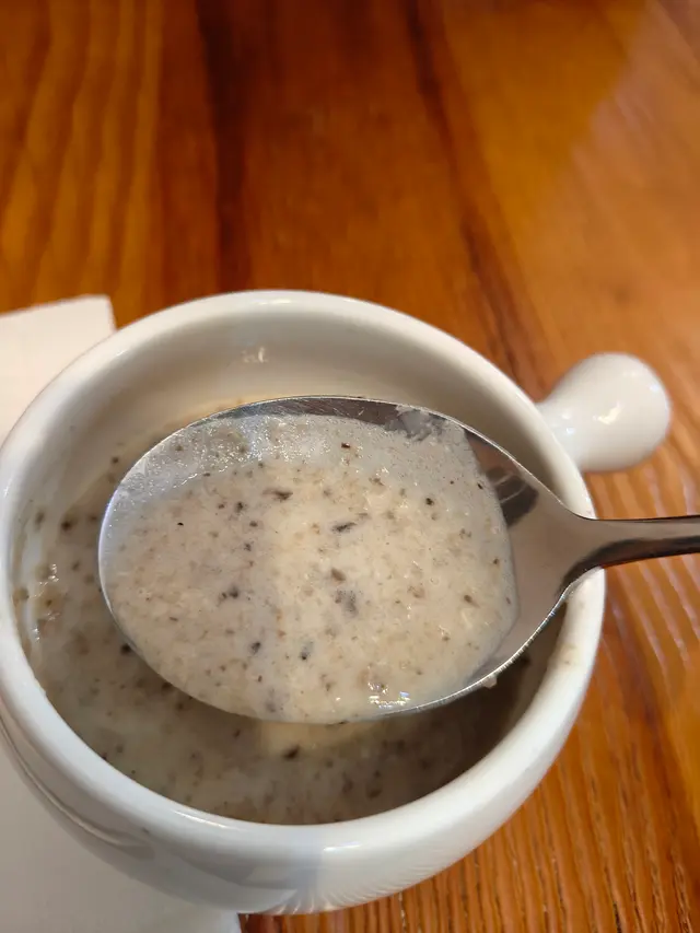 忌廉什菌湯(餐湯)