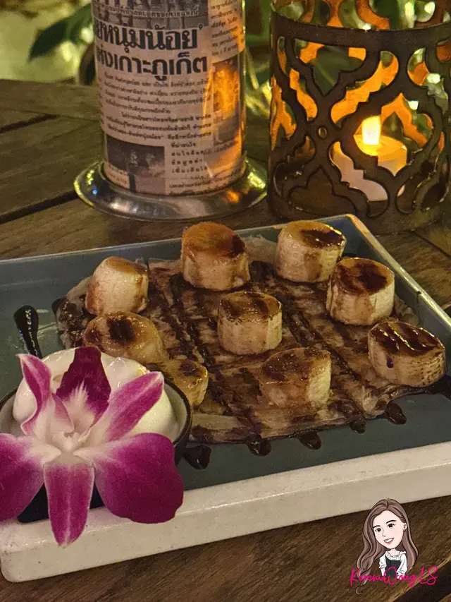 香蕉烤餅配椰子雪糕